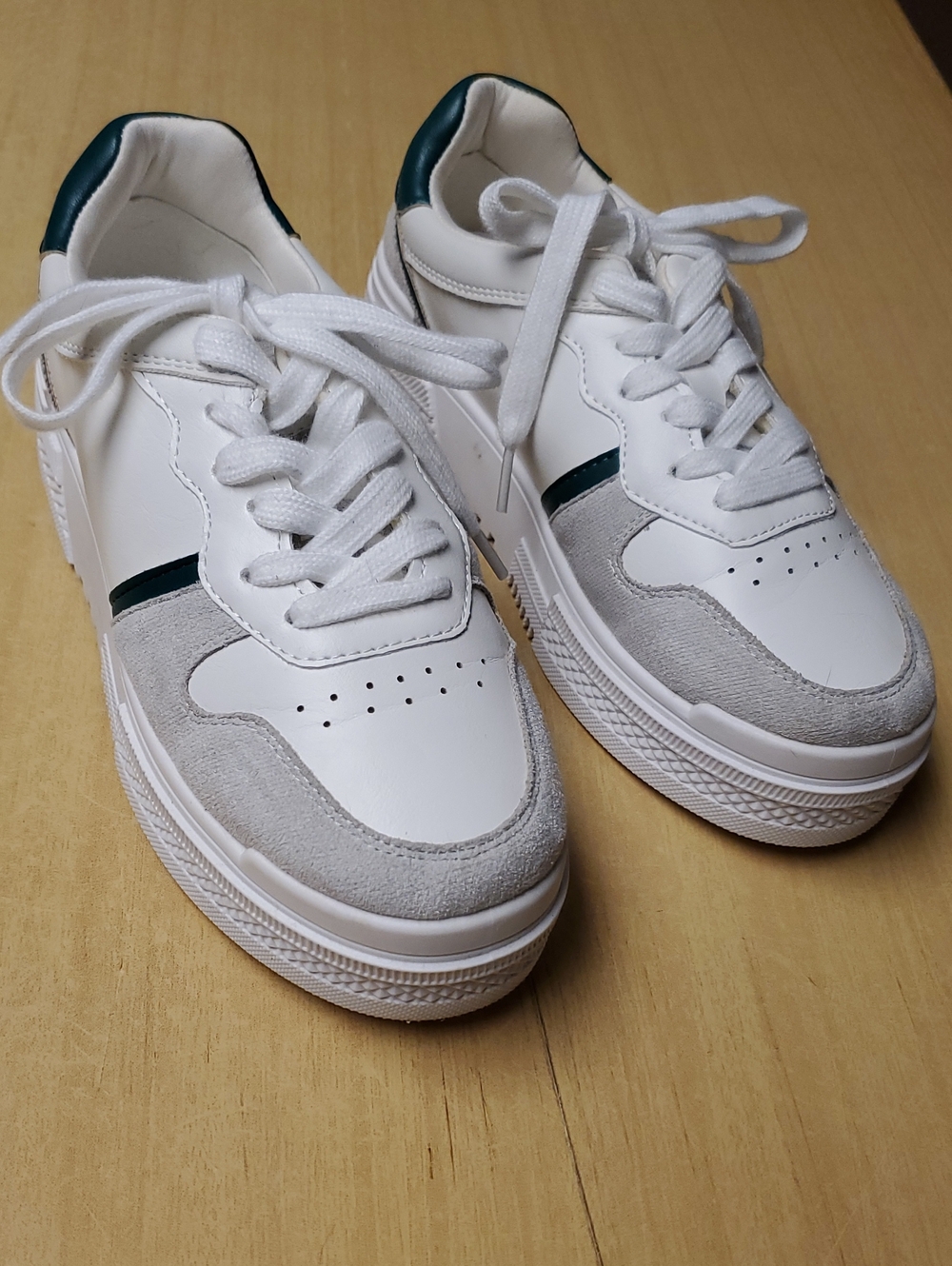 Madden Girl Kickss White Sneakers with Gray and Dark Green Accents Size 6.5